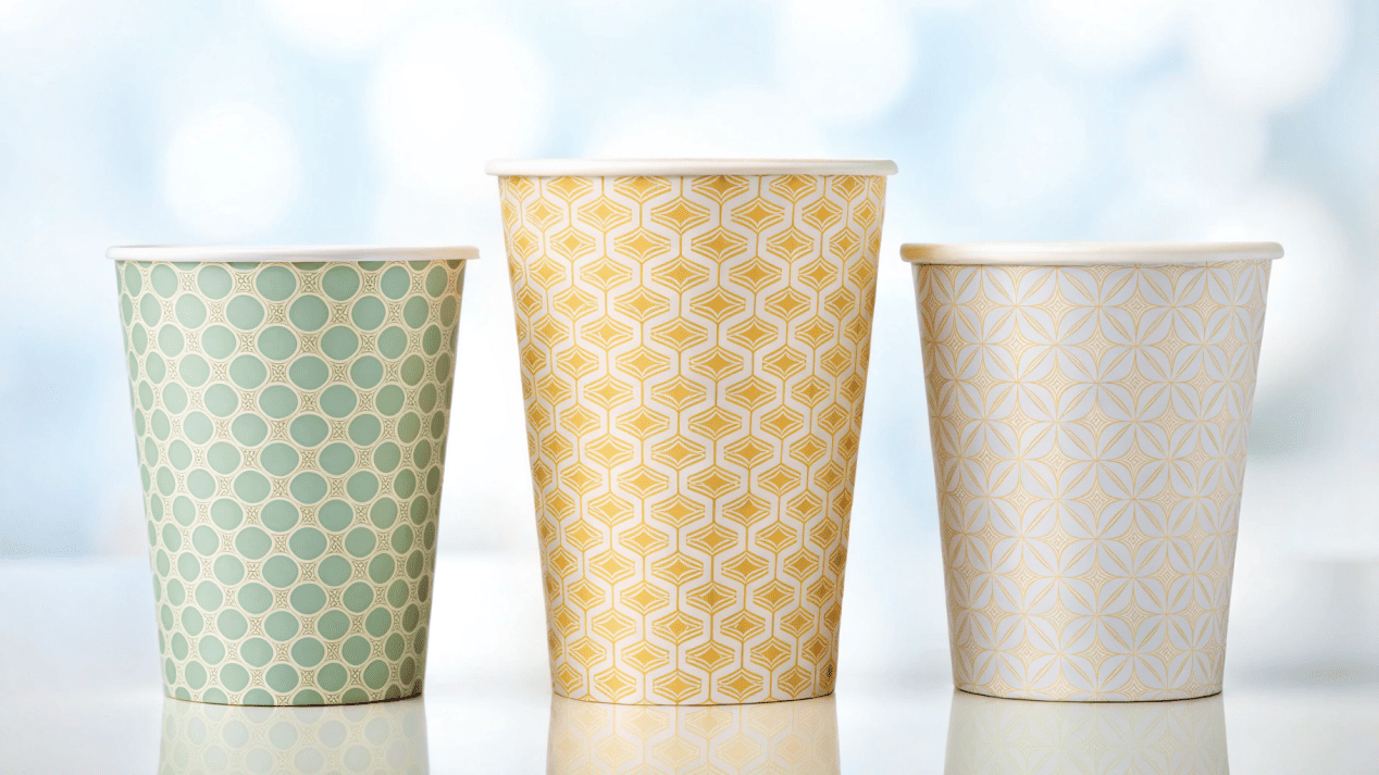 A "family photo" of small, medium, and large cups all featuring the same beautiful, consistent branding.